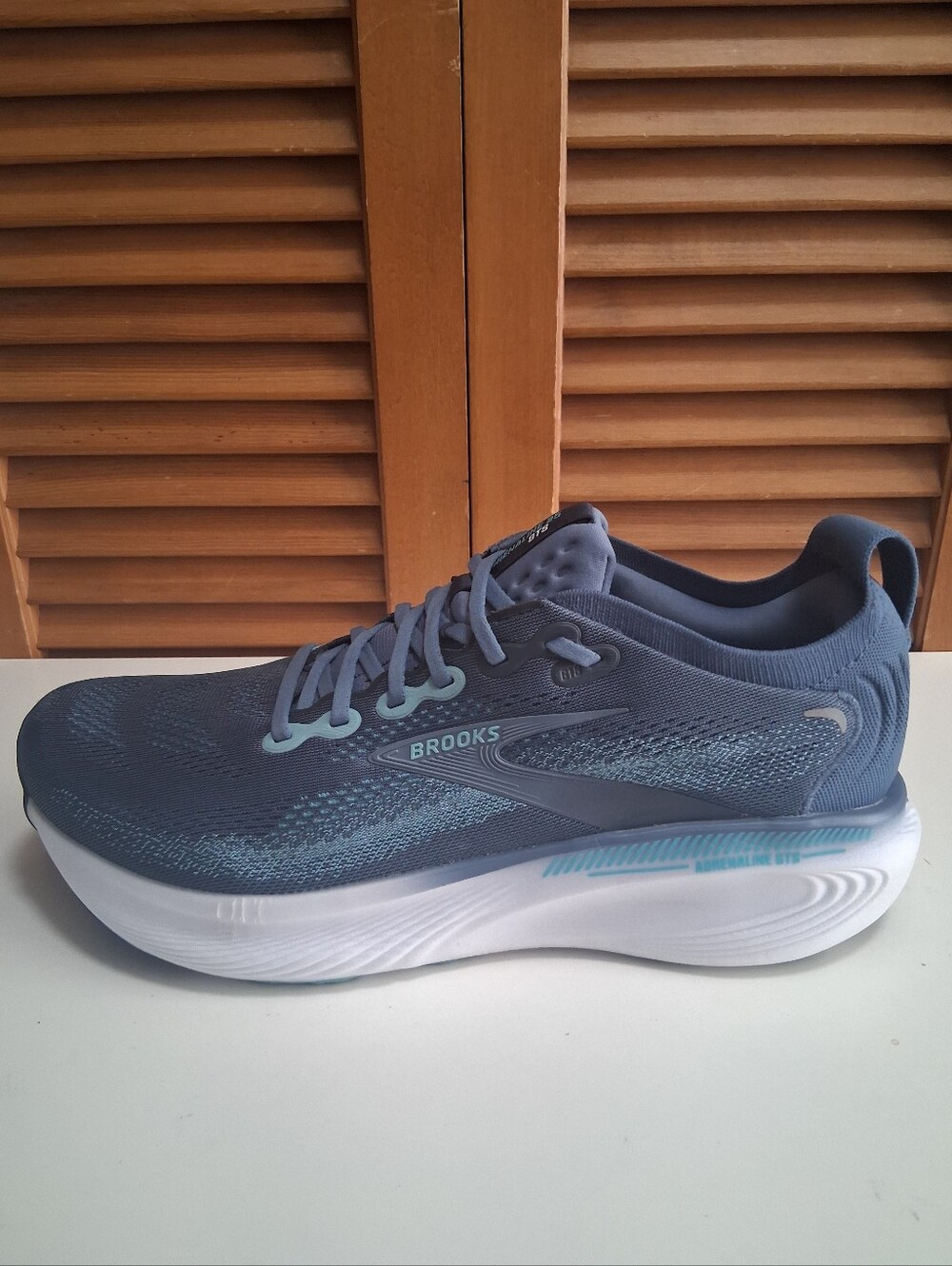 Brooks Adrenaline GTS 25 Men's Running Shoe * Size: 12 (Medium)